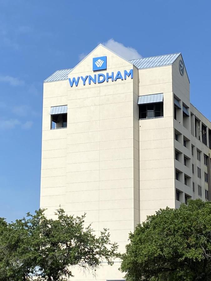 Wyndham Houston Near Nrg Park/Medical Center Hotel Exterior foto